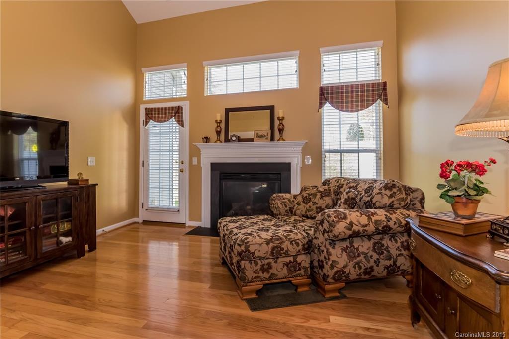 Autumn Cove At Lake Wylie - Residential