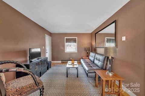2607 Vail Avenue Charlotte NC 28207
