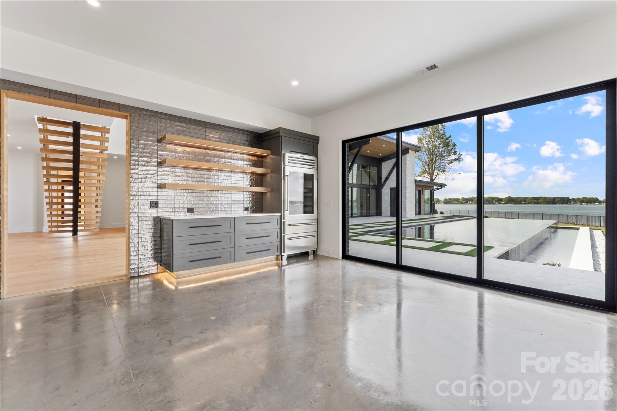 Country Club Shores - Residential