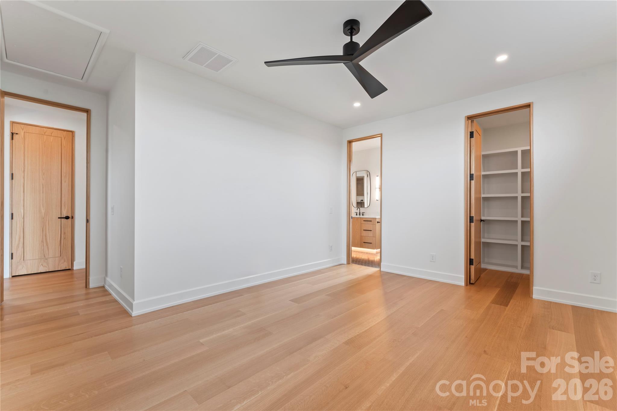 Country Club Shores - Residential