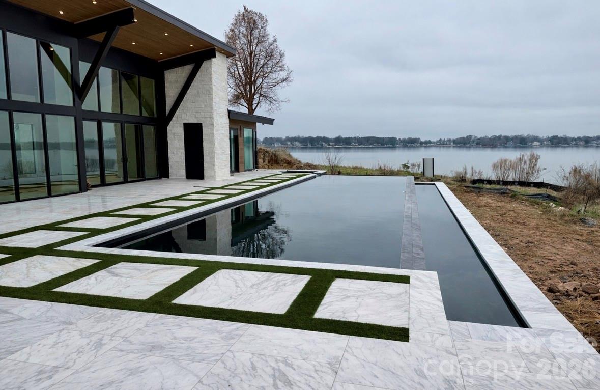 Country Club Shores - Residential