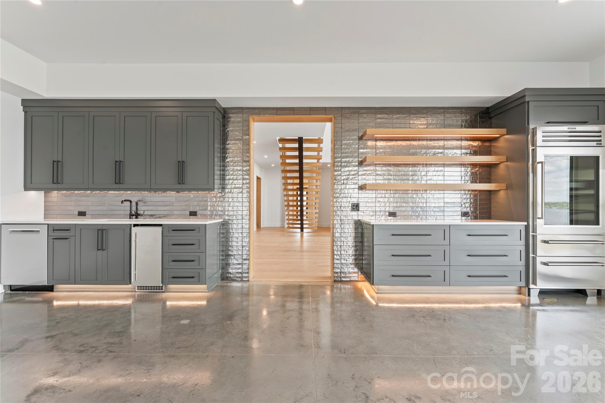 Country Club Shores - Residential