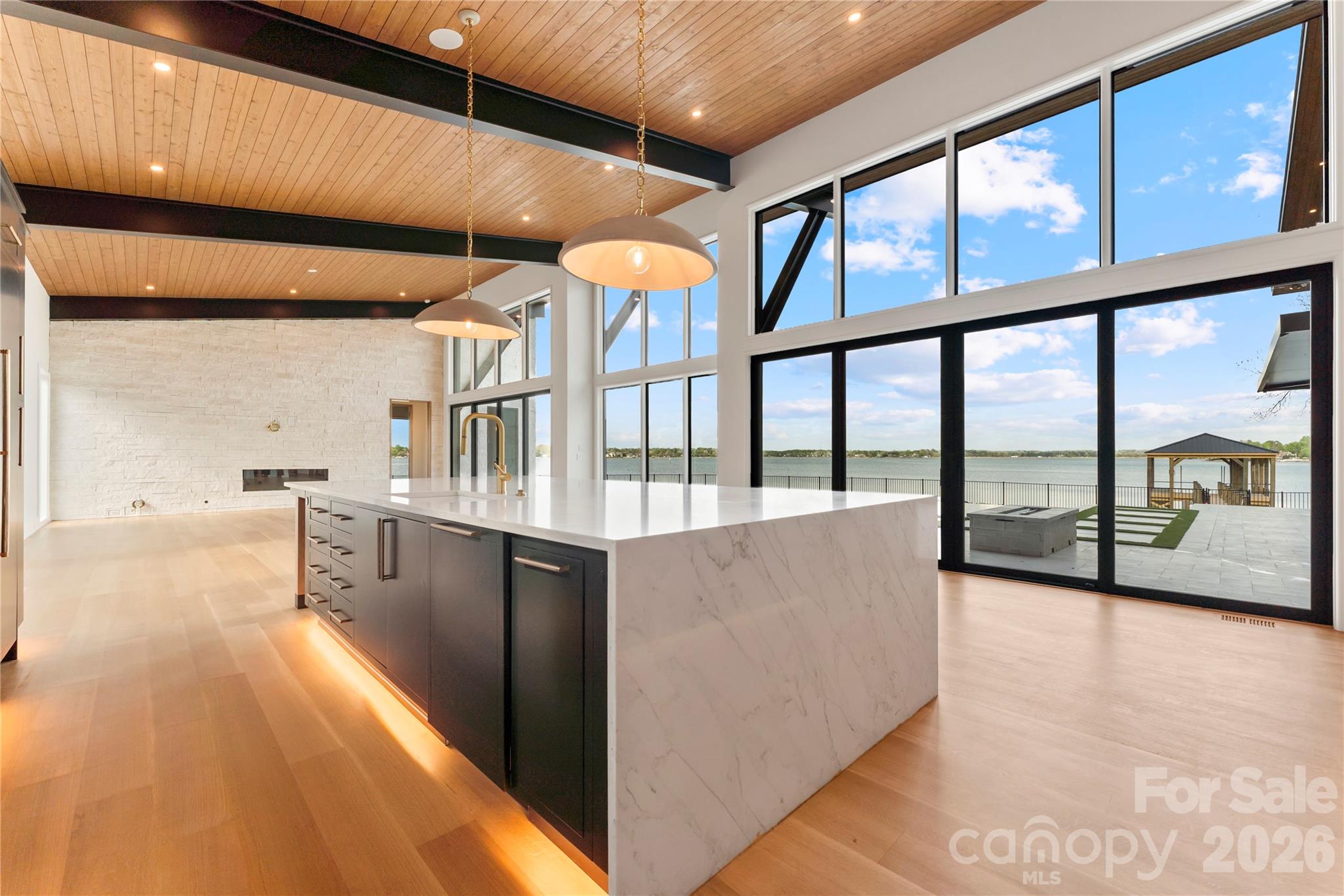 Country Club Shores - Residential