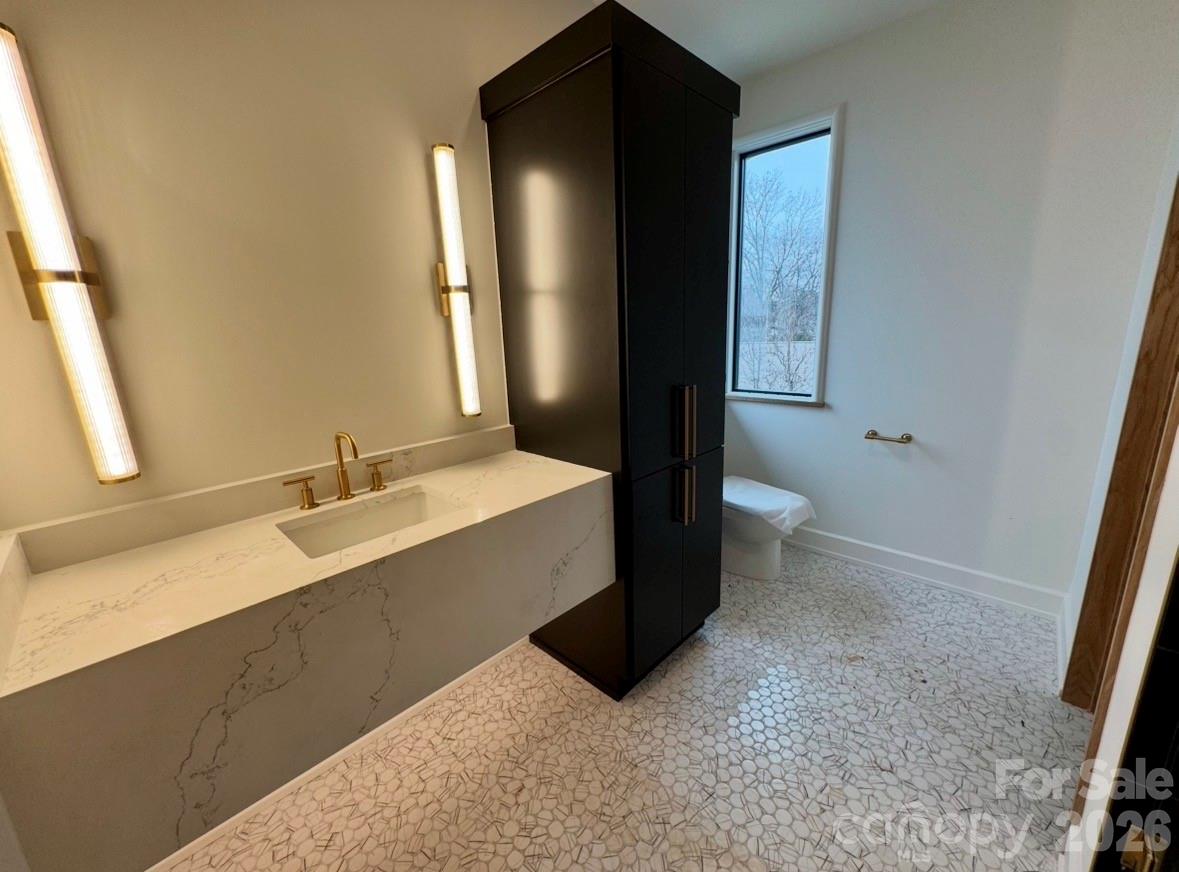 Country Club Shores - Residential