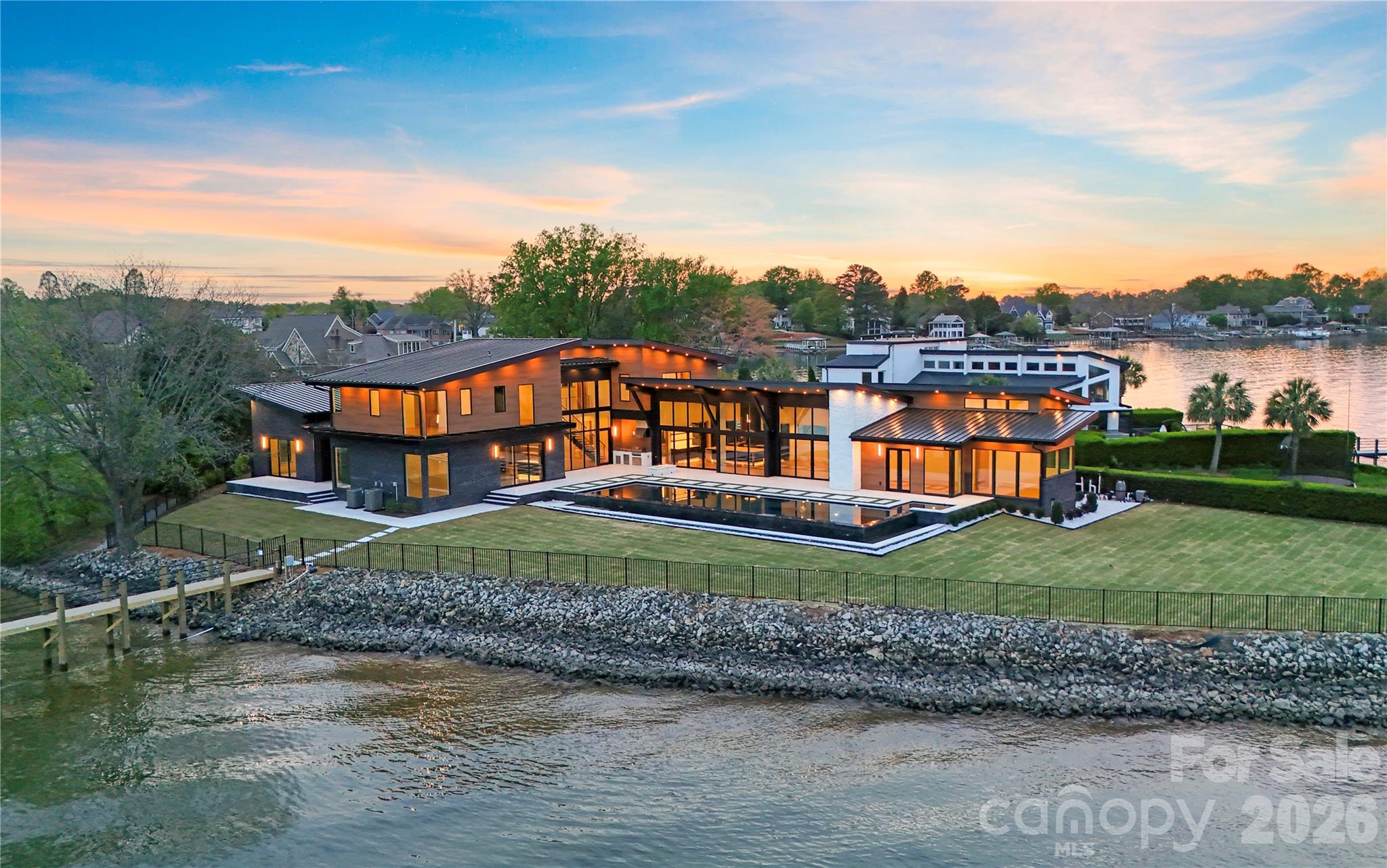 Country Club Shores - Residential