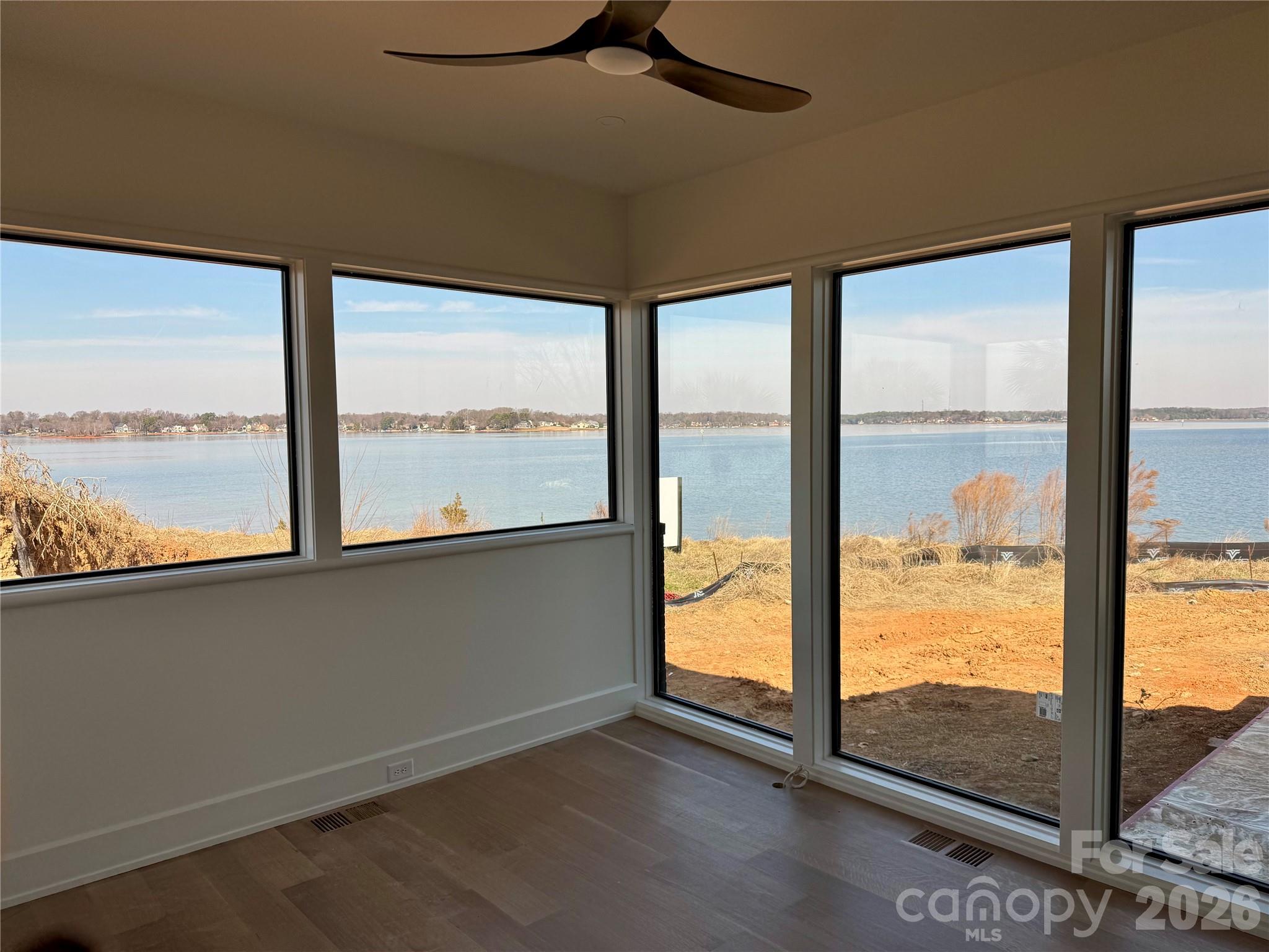 Country Club Shores - Residential