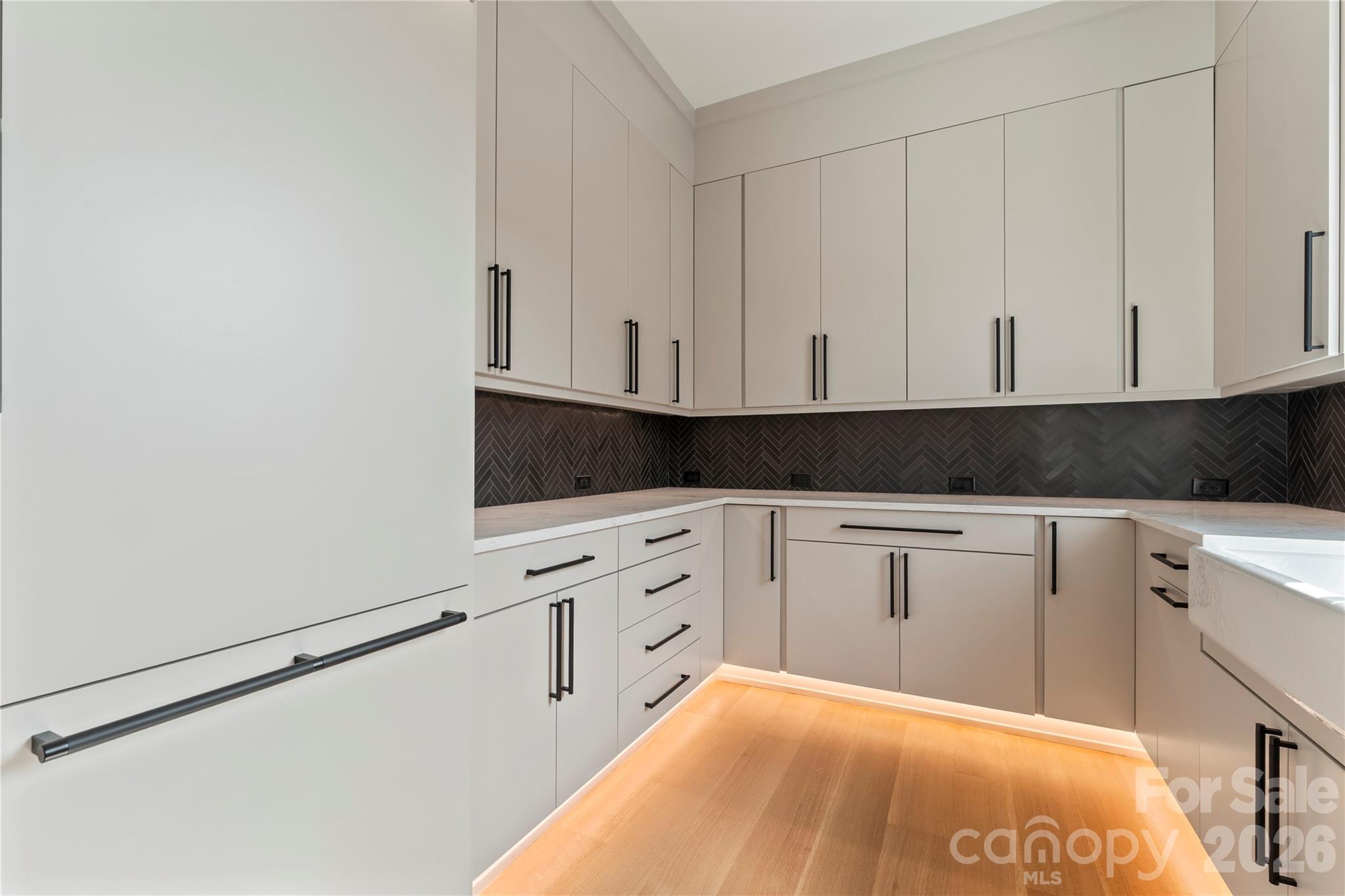 Country Club Shores - Residential