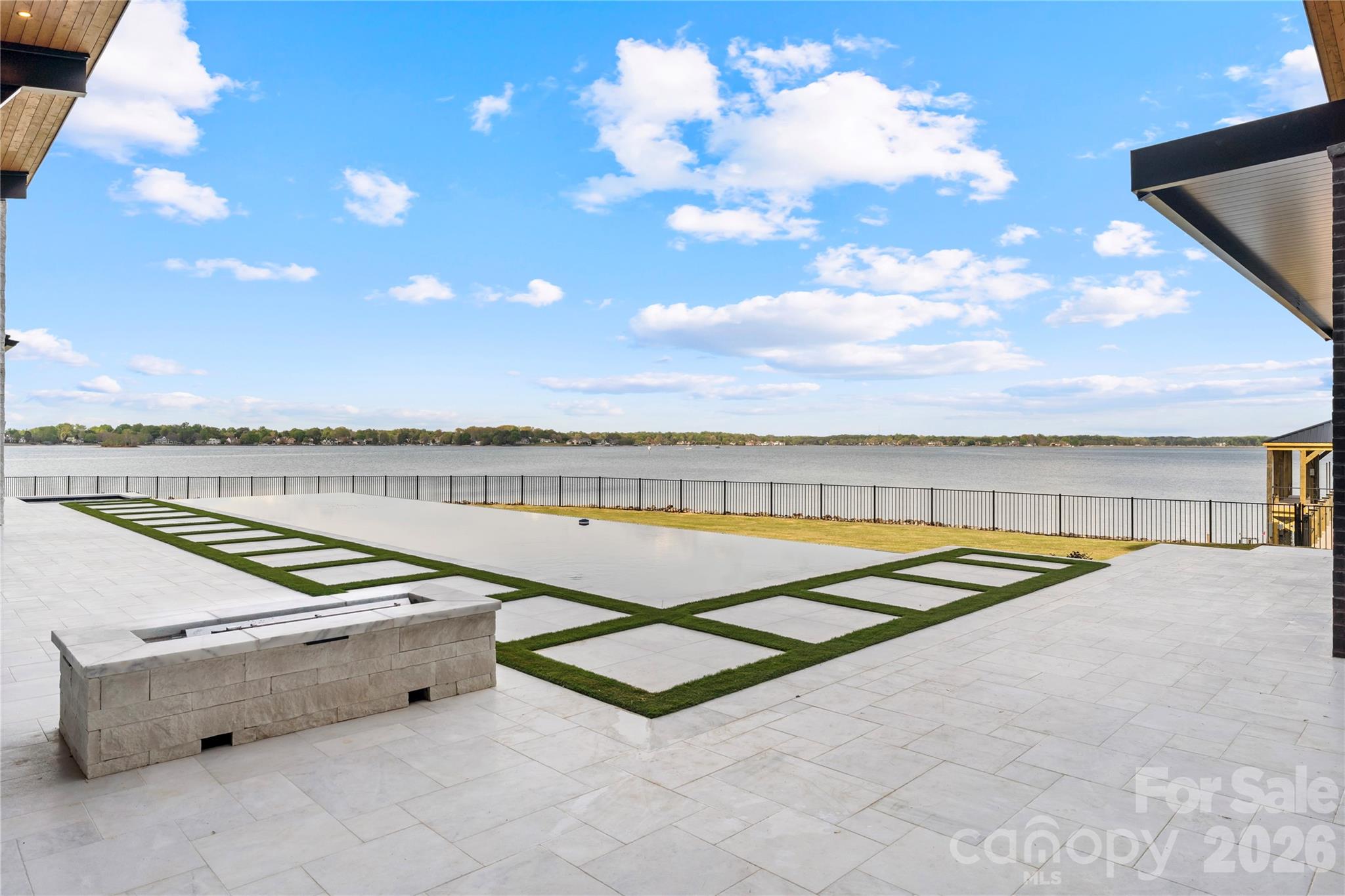 Country Club Shores - Residential