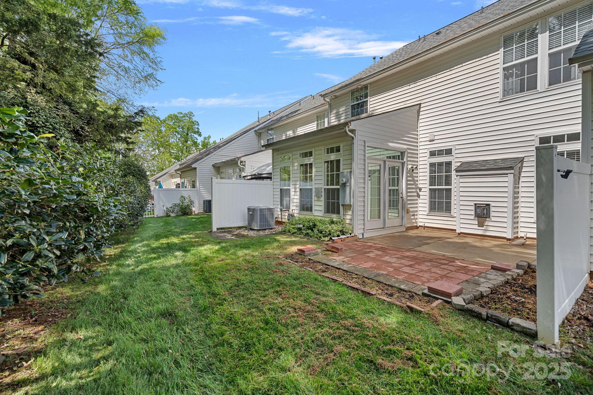 Fairway Townes - Residential