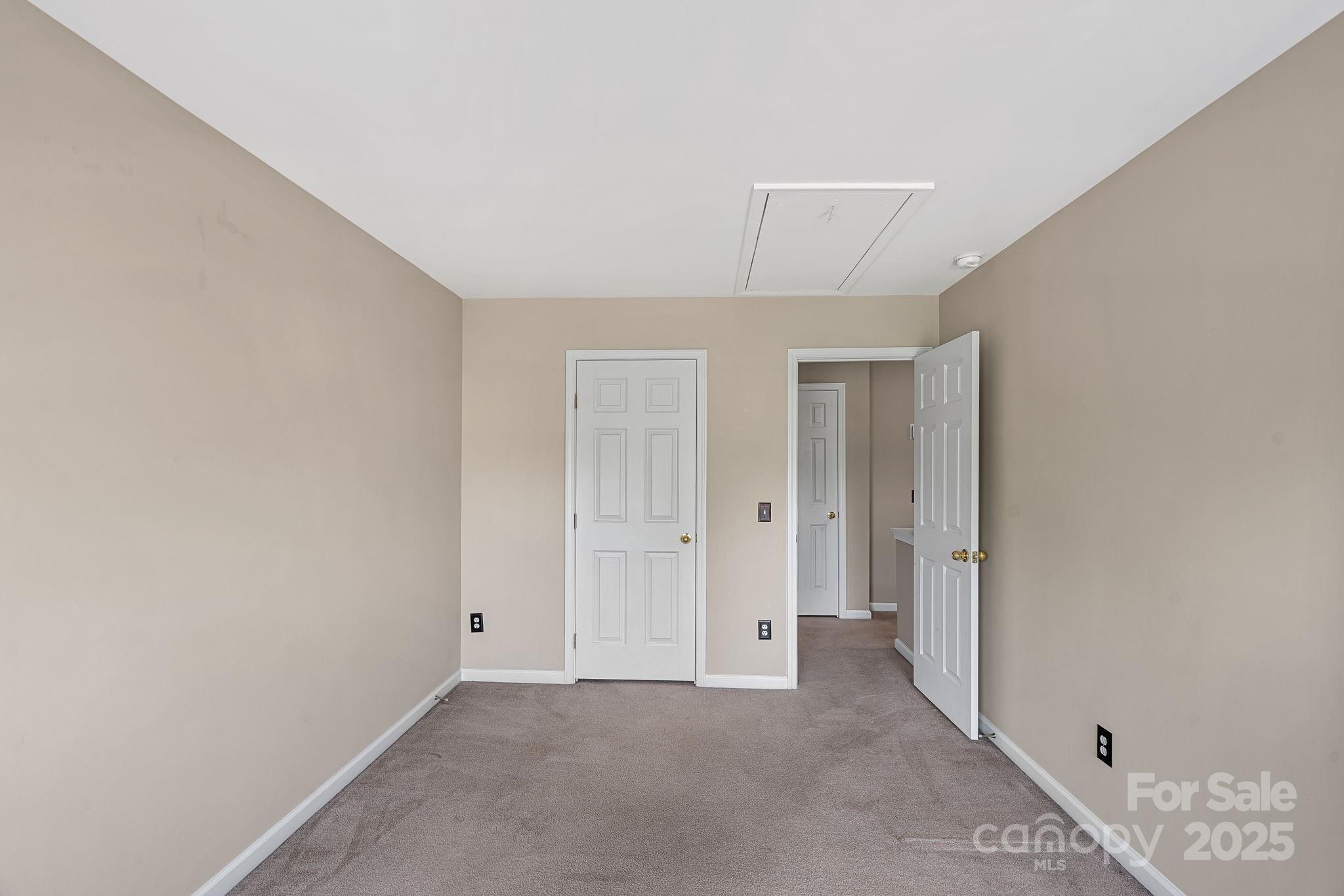 Fairway Townes - Residential