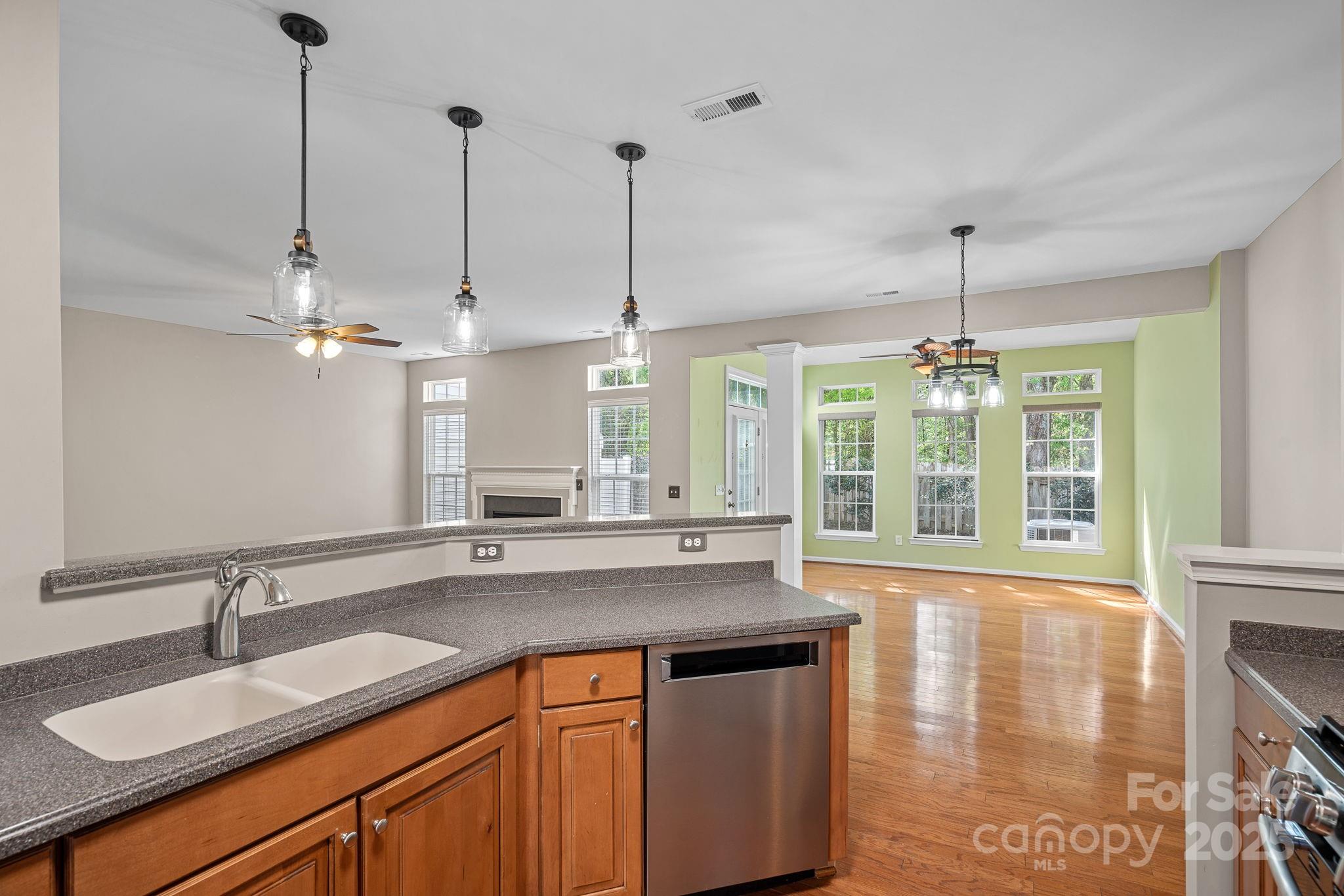 Fairway Townes - Residential