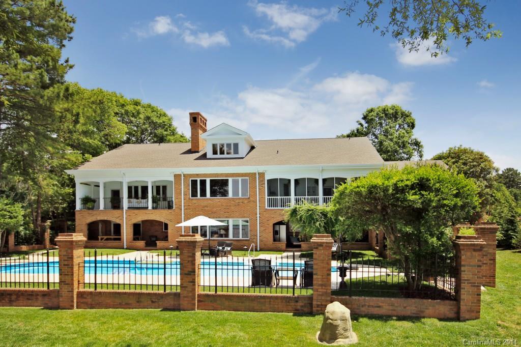 Sailors Lair - Residential