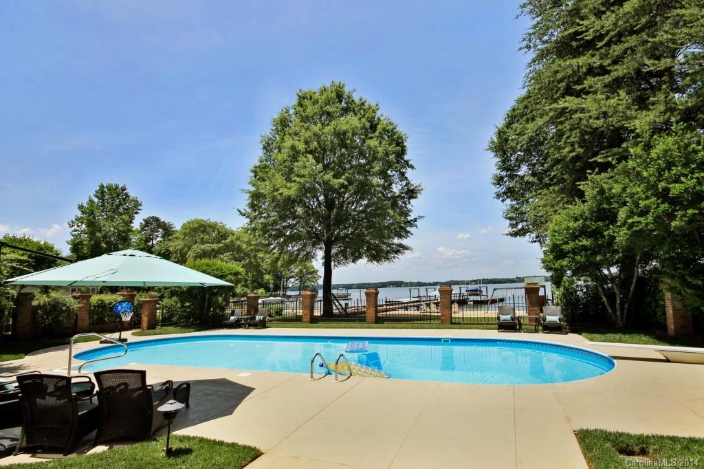 Sailors Lair - Residential