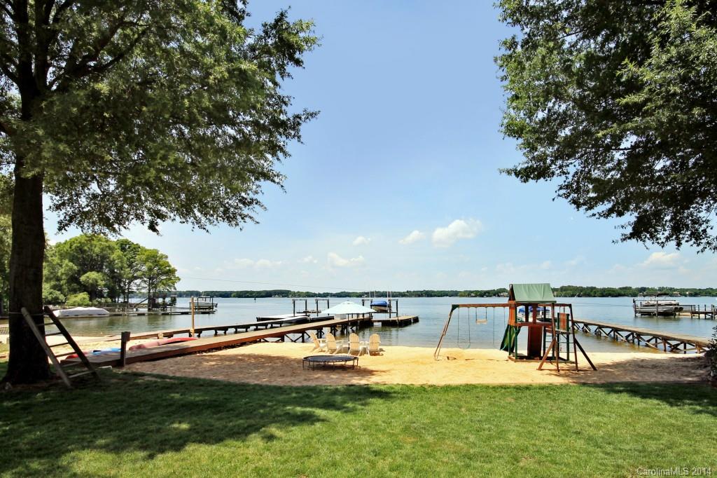 Sailors Lair - Residential