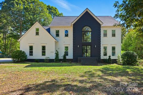 Photo of 11917 Shady Oak Court, Mint Hill, NC 28227 (MLS # 4313430)
