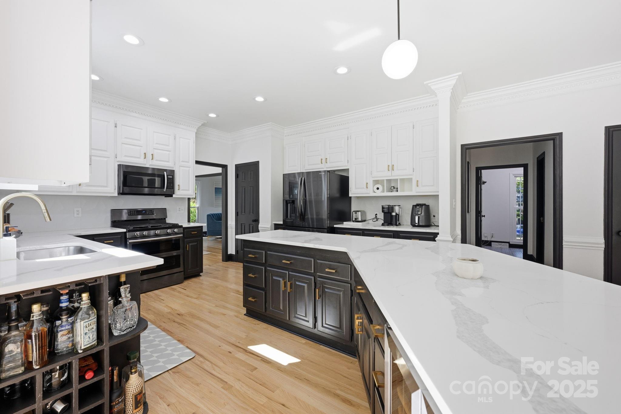 11917 Shady Oak Court
