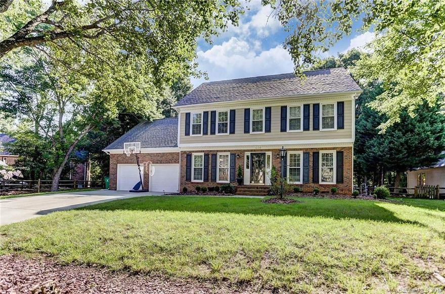 Fabulous updated 2-Story home in sought out Park Crossing. 4Bdrms + huge Bonus with new carpet.  Hardwood floors on main level and upstairs. Kitchen with white cabinets, granite counter tops, gas cooktop & stainless appliances. Large Family Room with built-in bookshelves, decorative mantel & gas log fireplace. New A/C unit  June 2017. Private back yard with over sized deck. A must see! $435,000