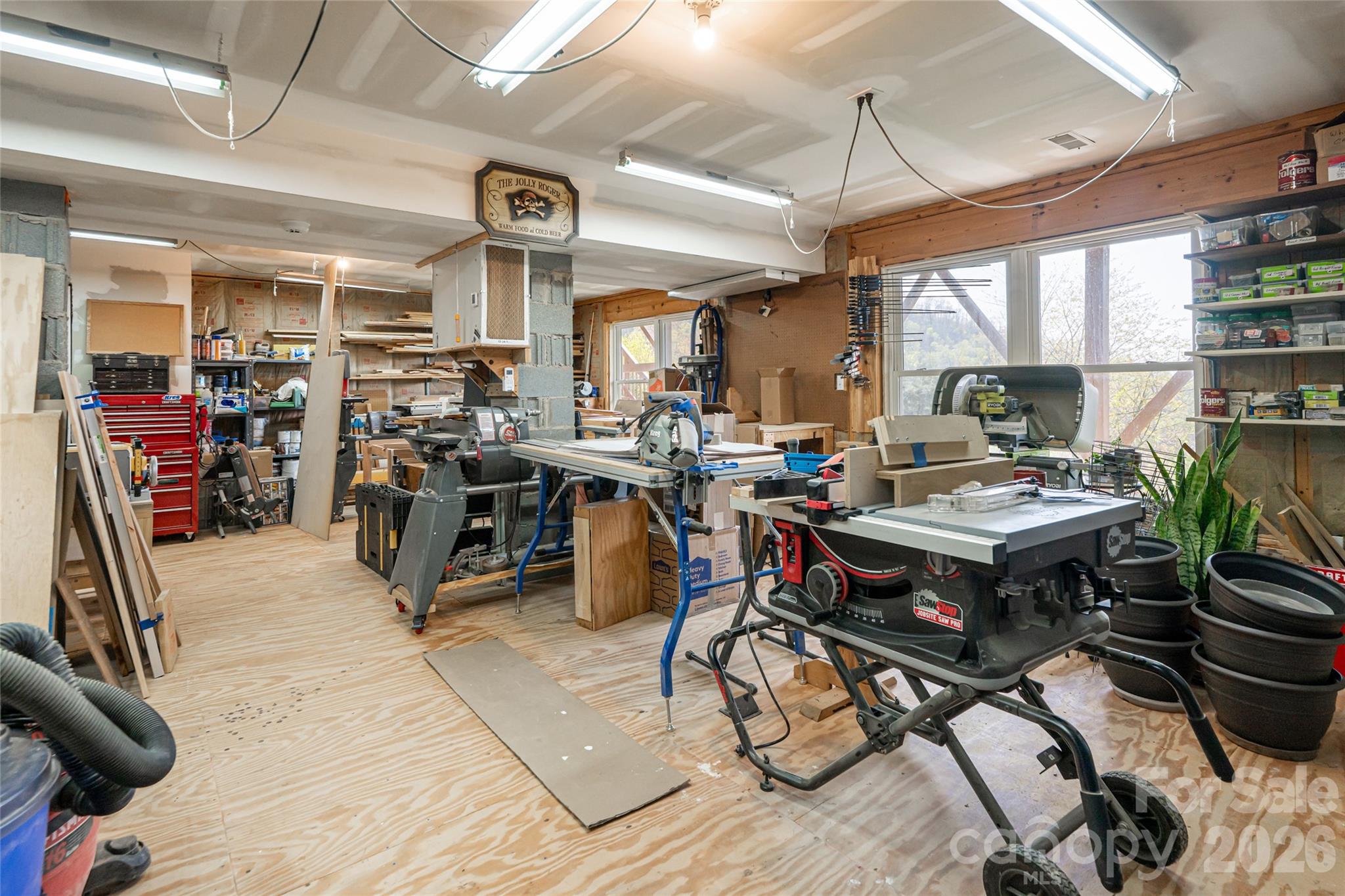 Hannas Whispering Pines - Residential