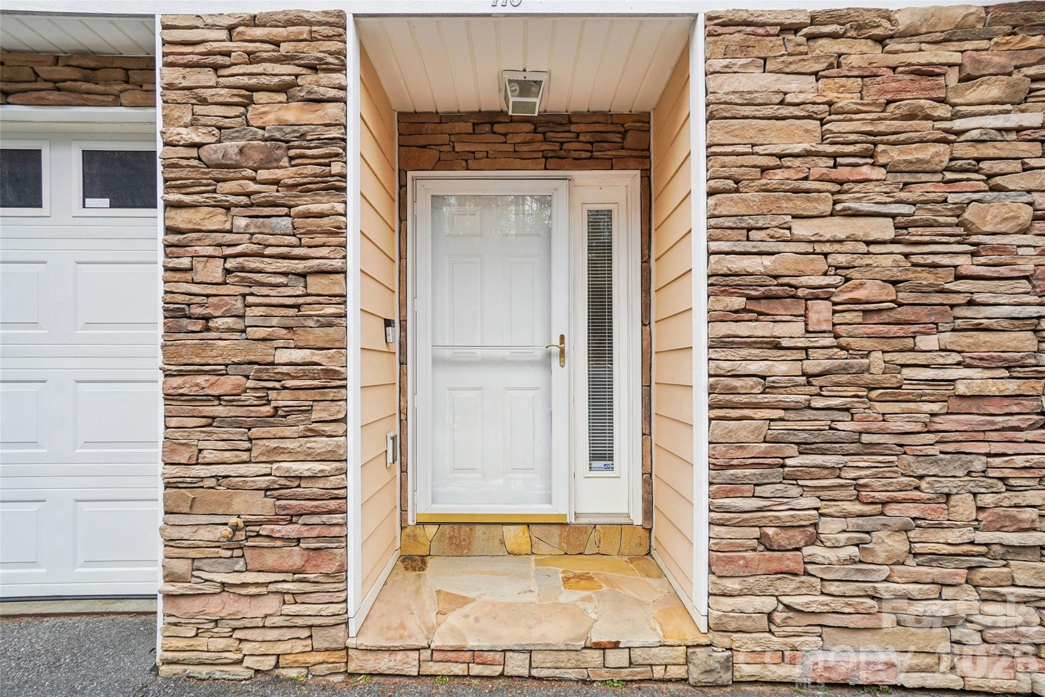 Hannas Whispering Pines - Residential