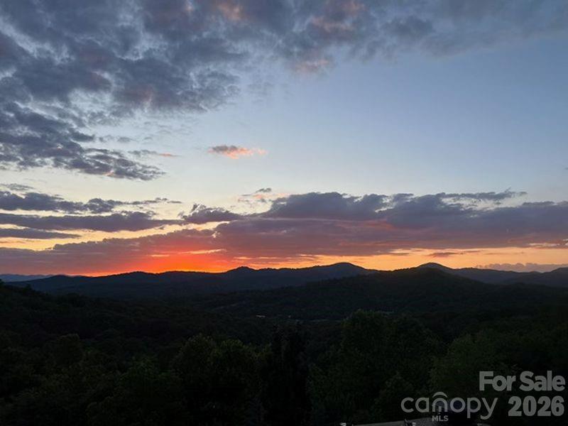 Hannas Whispering Pines - Residential