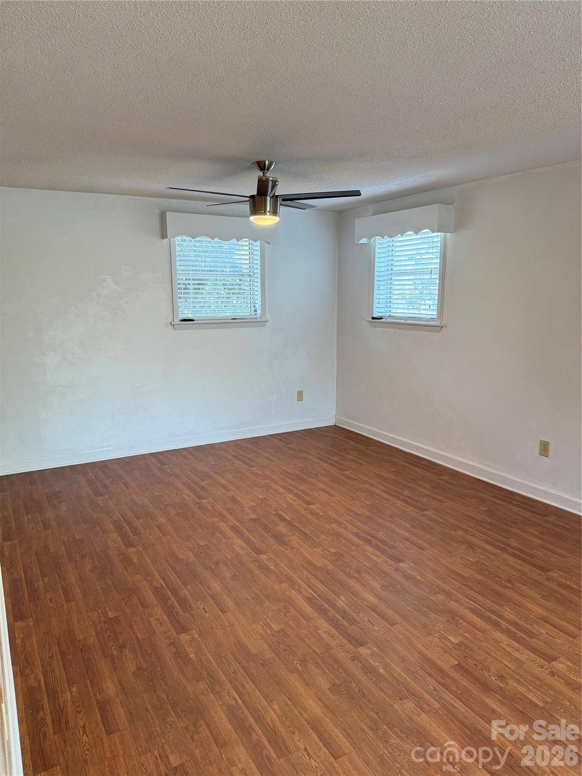 Rolling Hills - Residential