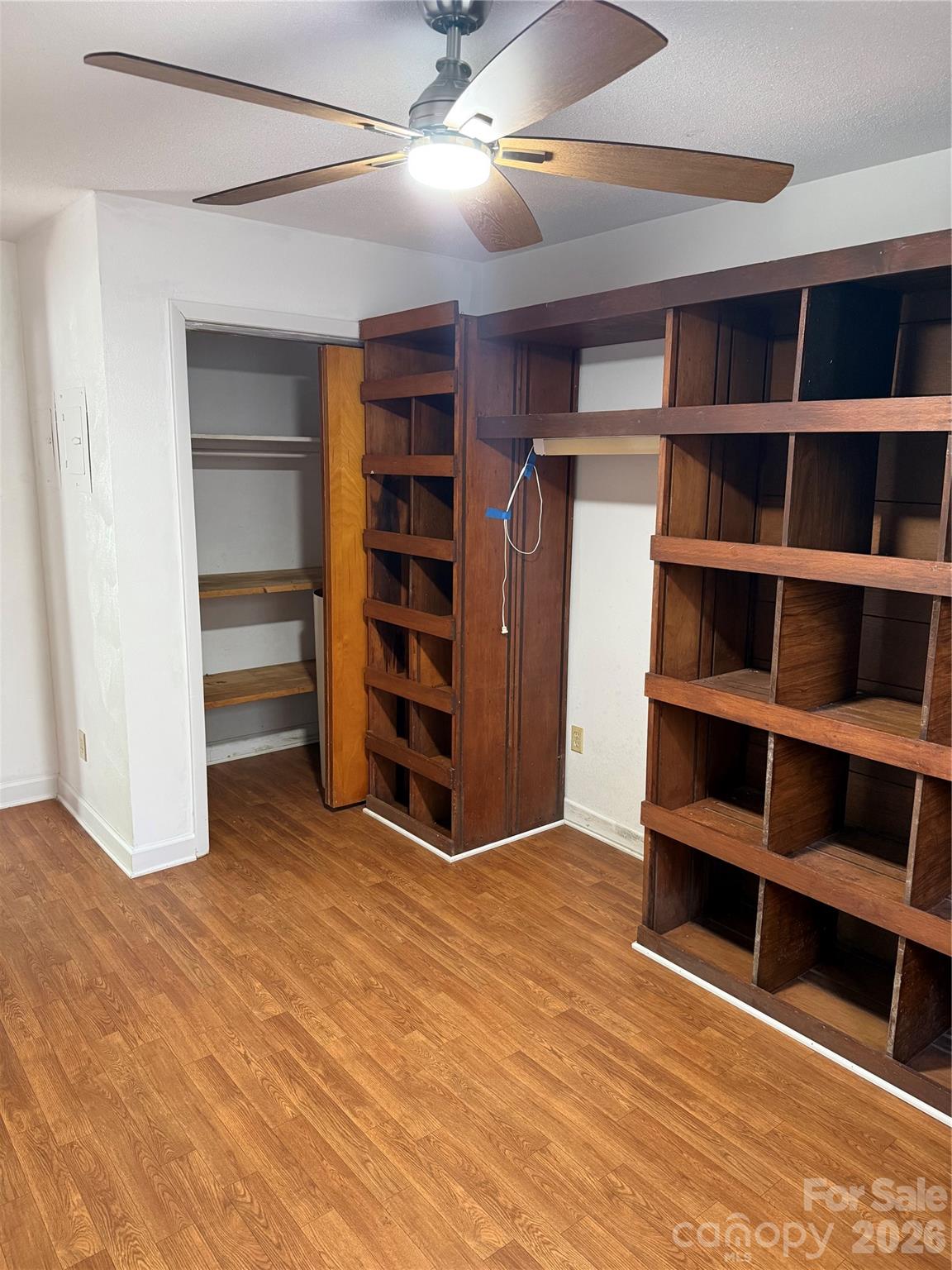 Rolling Hills - Residential