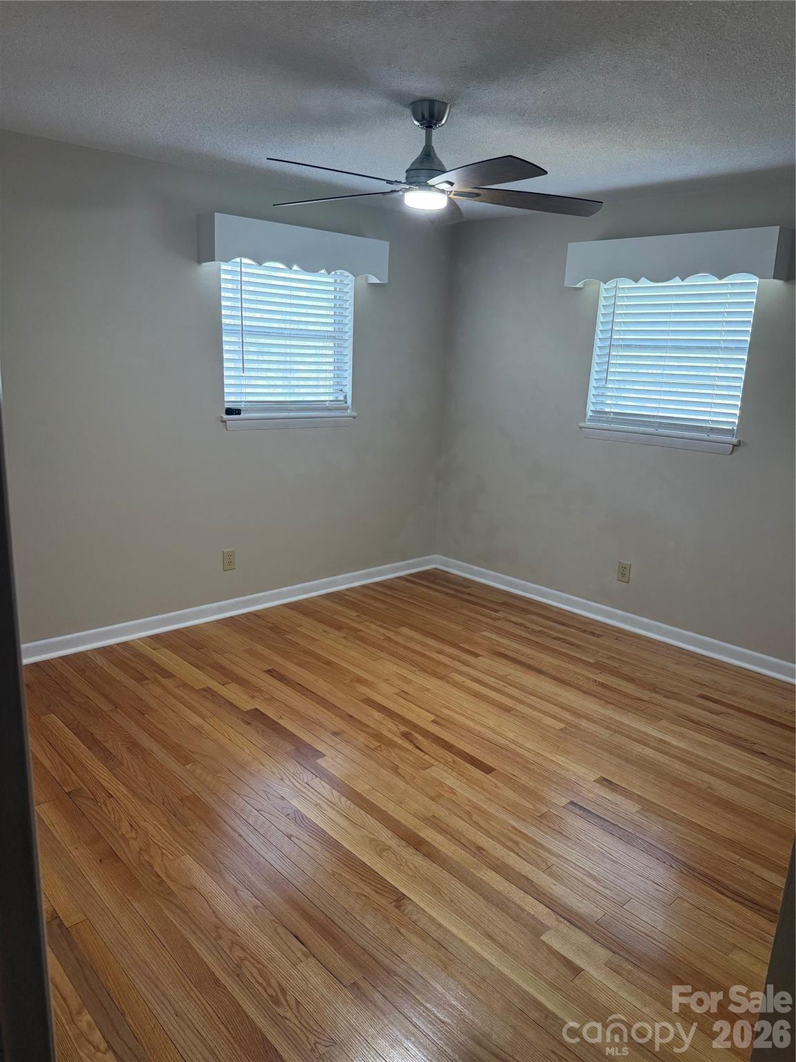 Rolling Hills - Residential