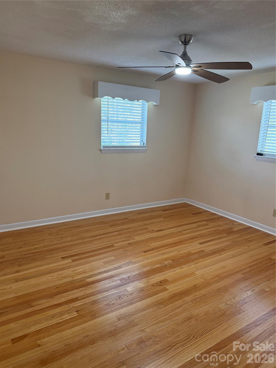 Rolling Hills - Residential