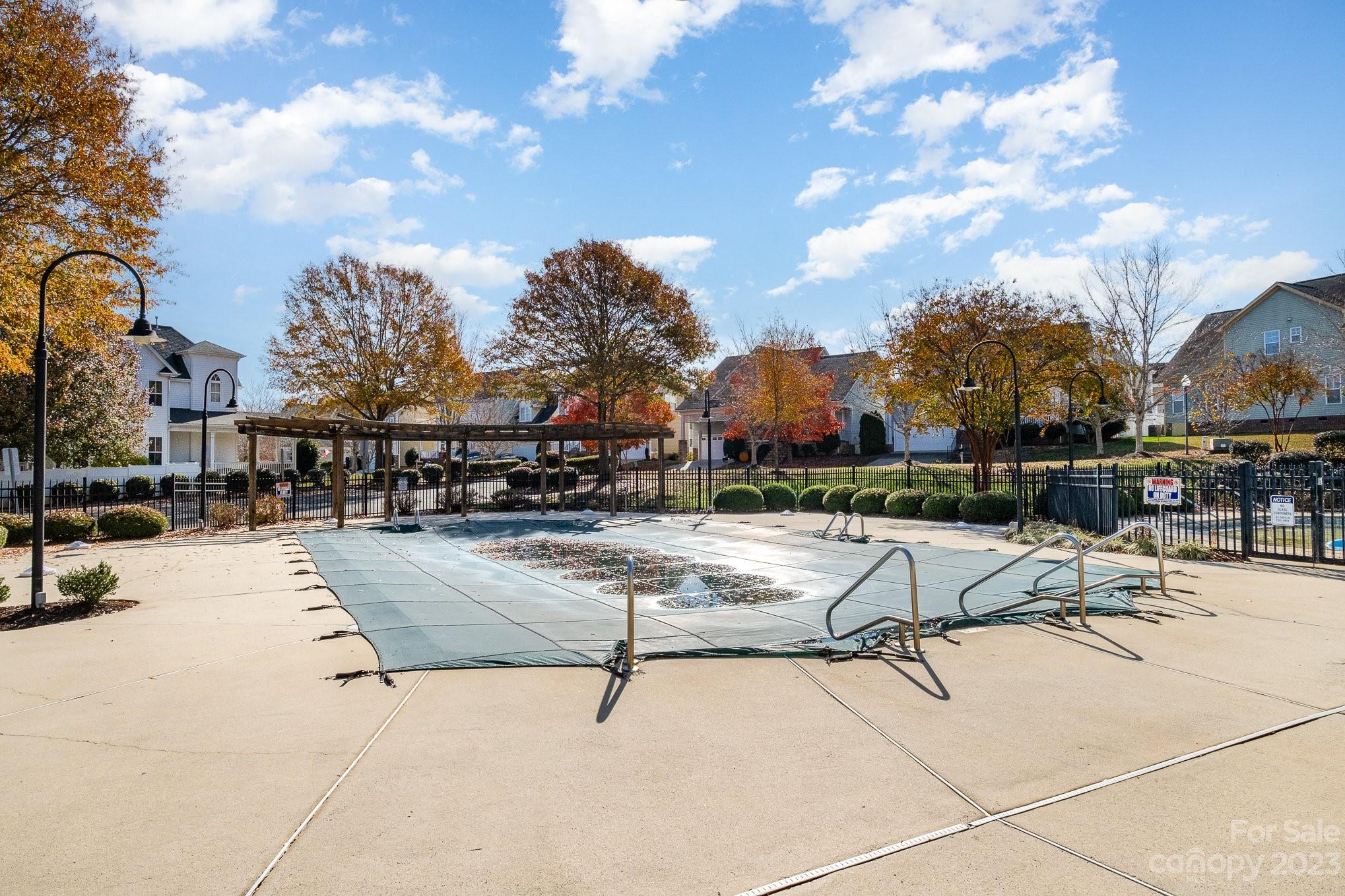 Water Oak - Residential