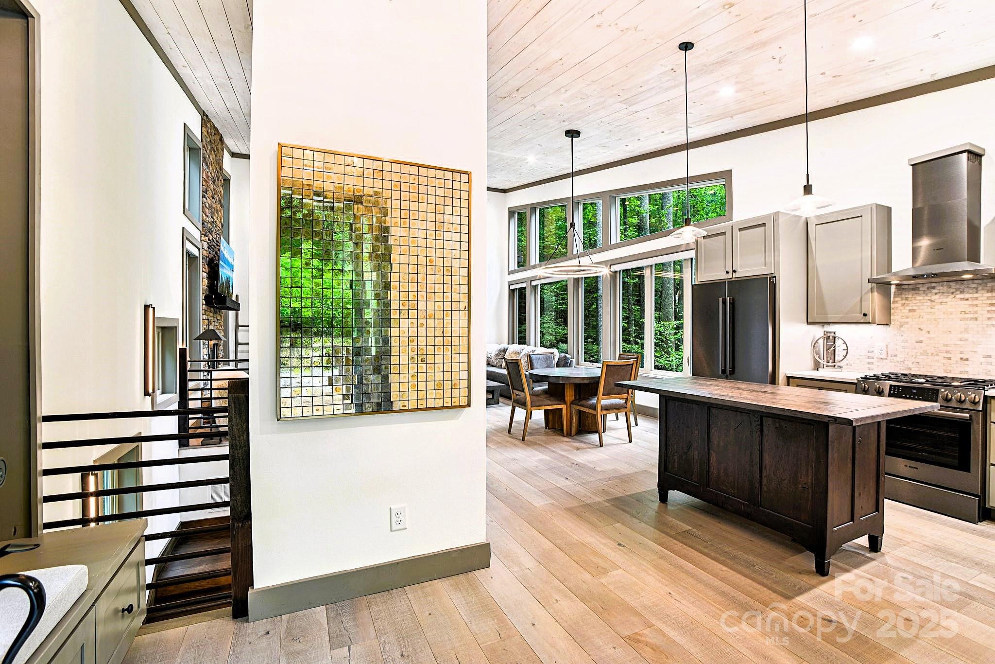 35 Creekside Village Court