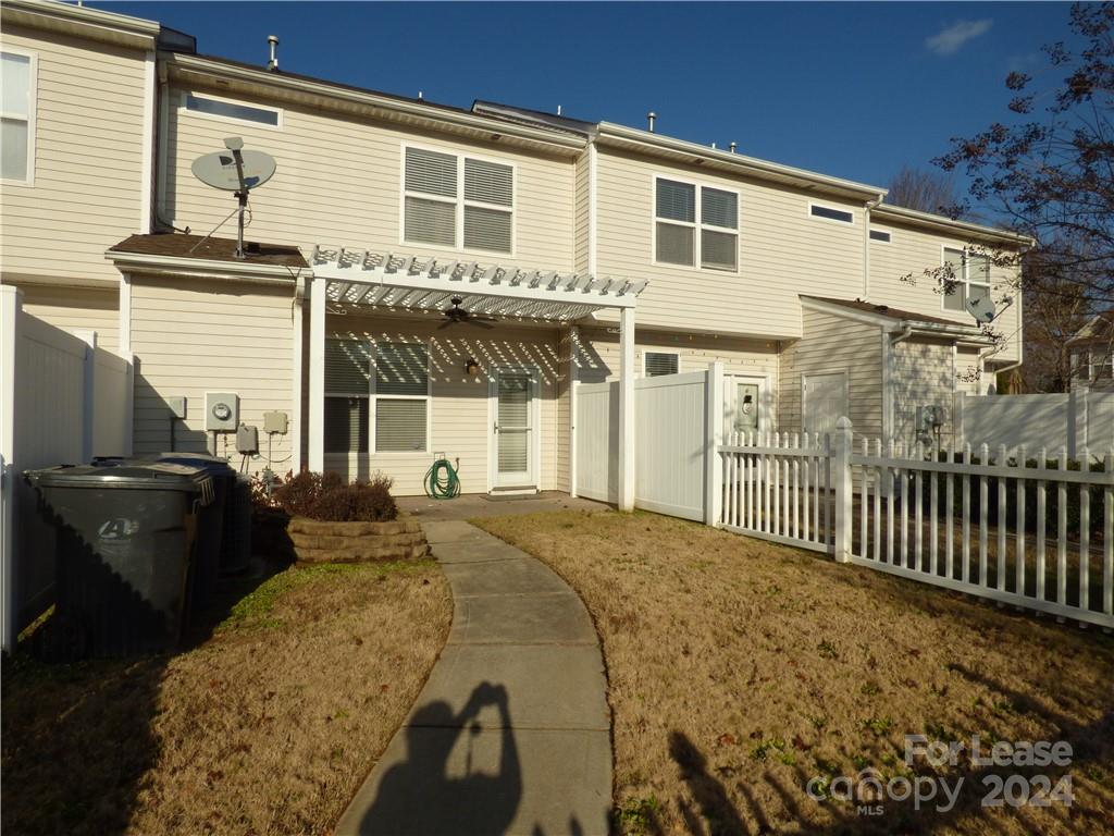 Villages At Rosedale - Residential Lease