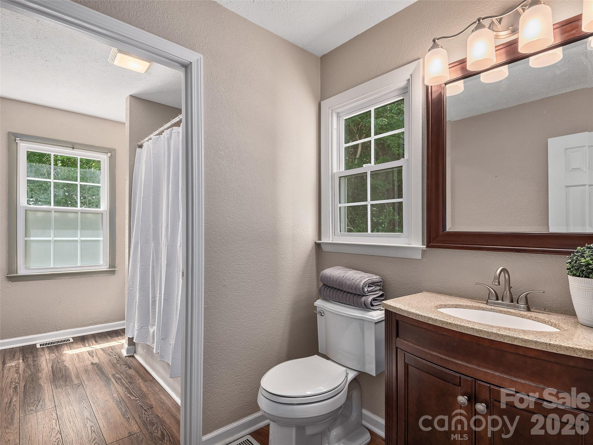 Junaluska Oaks - Residential