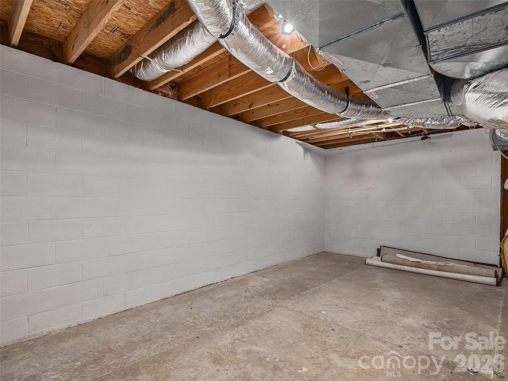 Junaluska Oaks - Residential