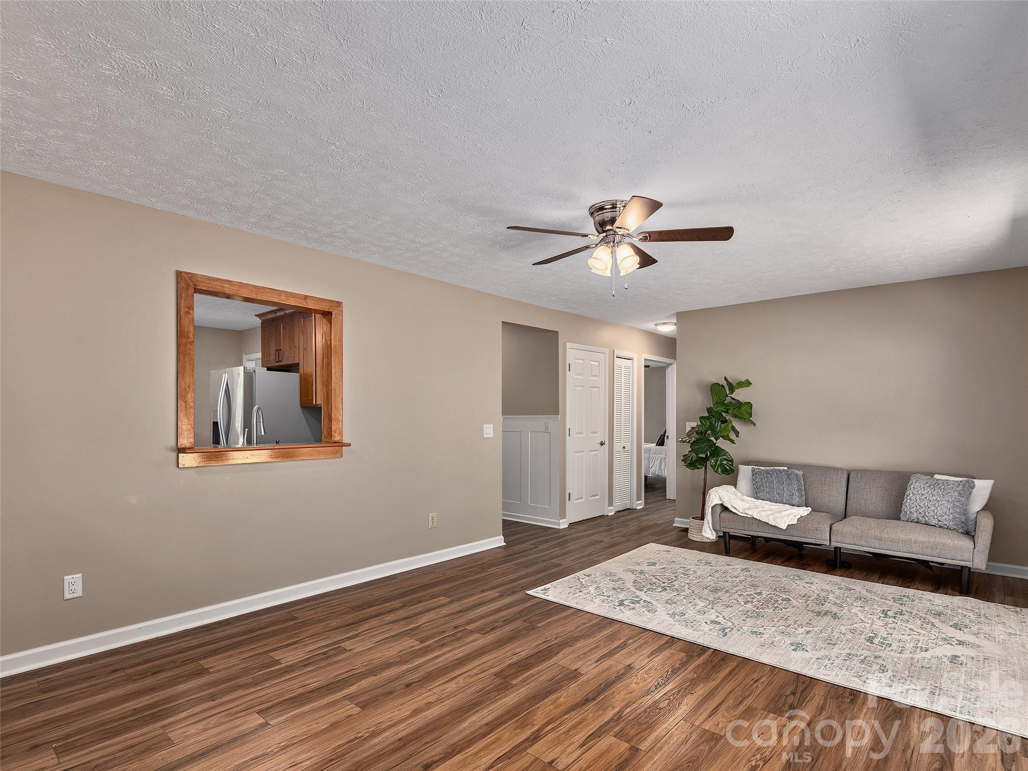 Junaluska Oaks - Residential