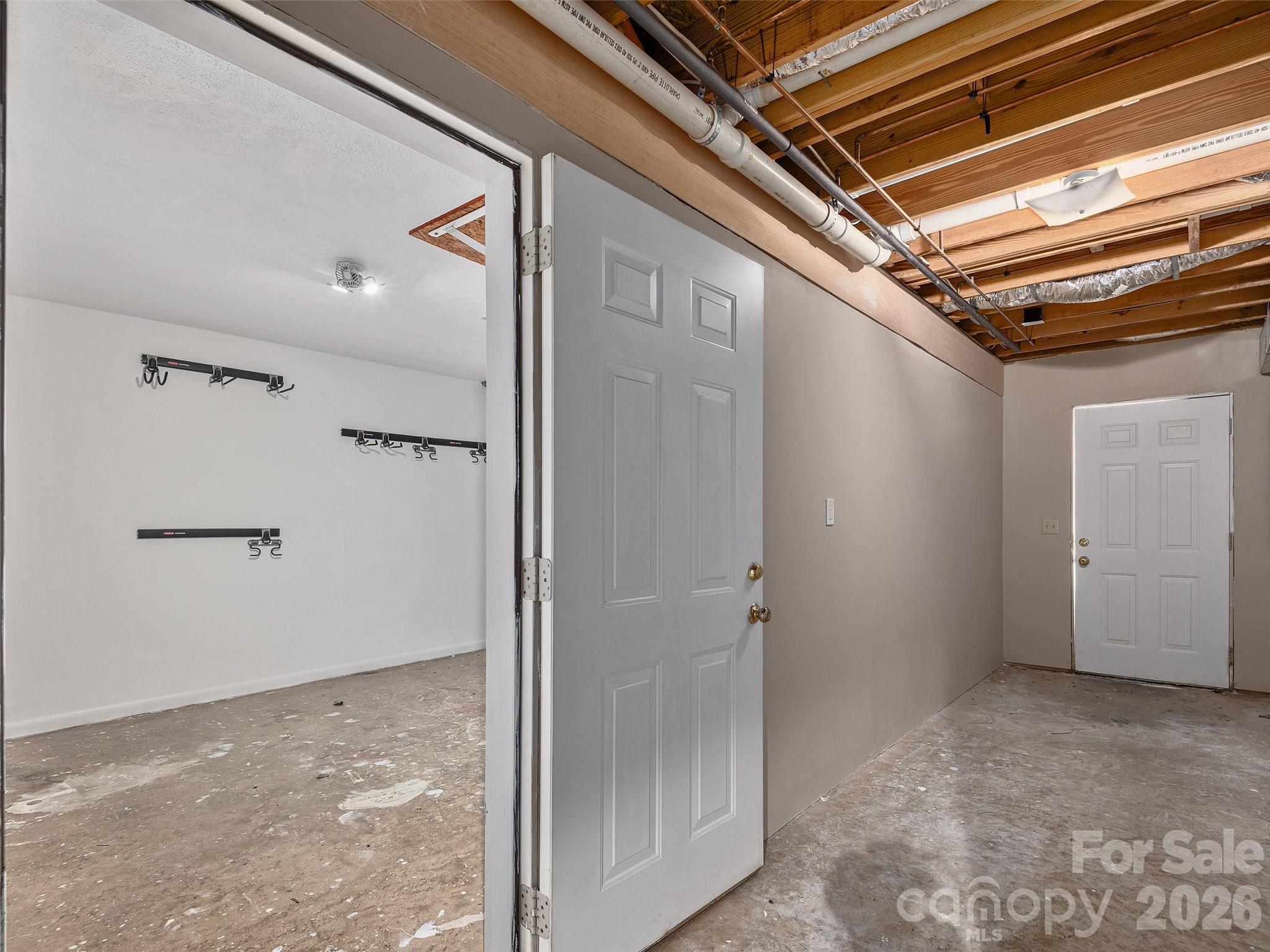 Junaluska Oaks - Residential