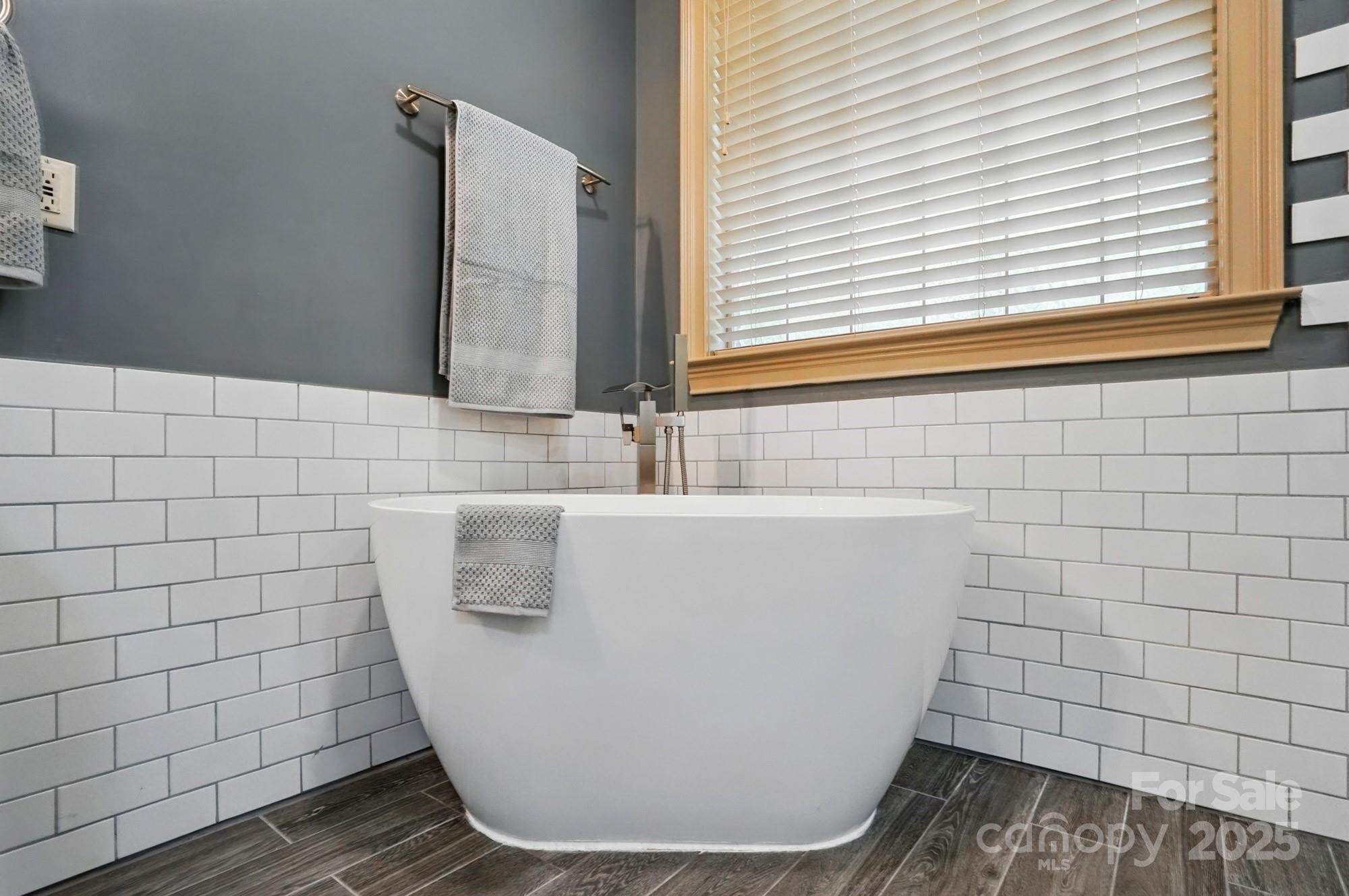 Seven Oaks - Residential