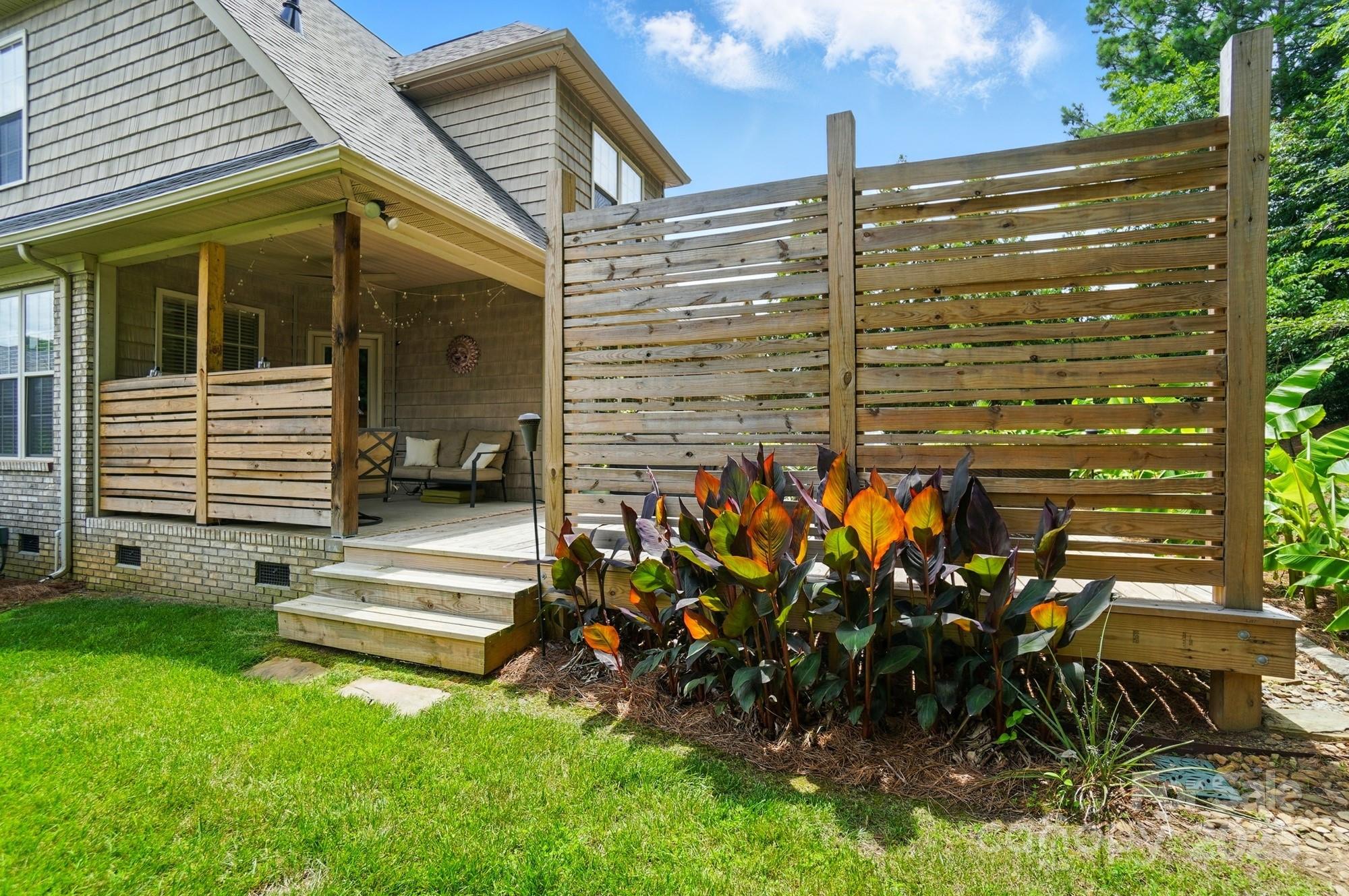 Seven Oaks - Residential