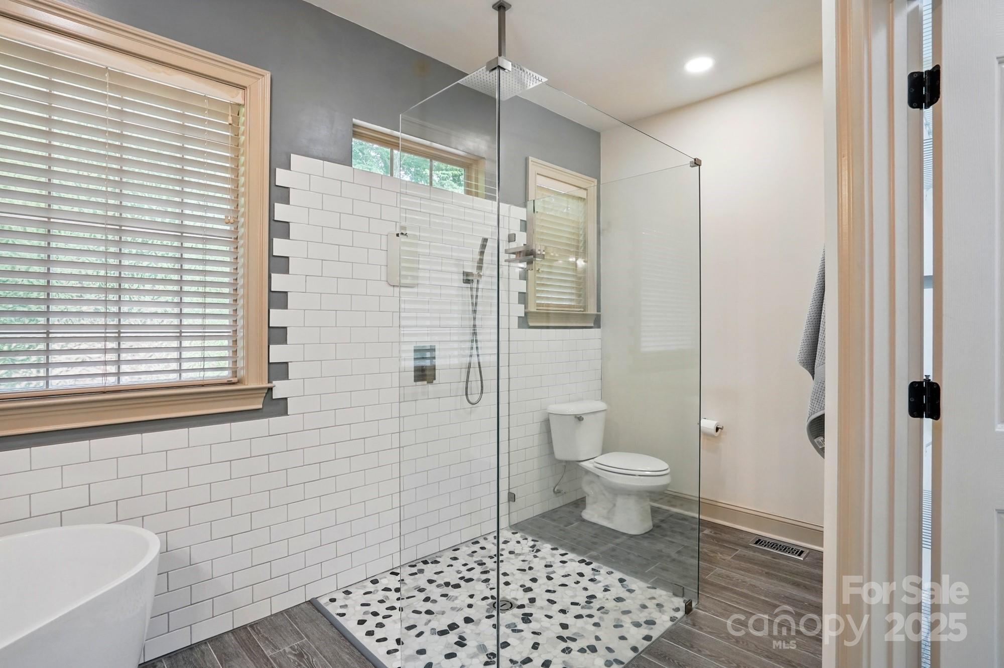 Seven Oaks - Residential