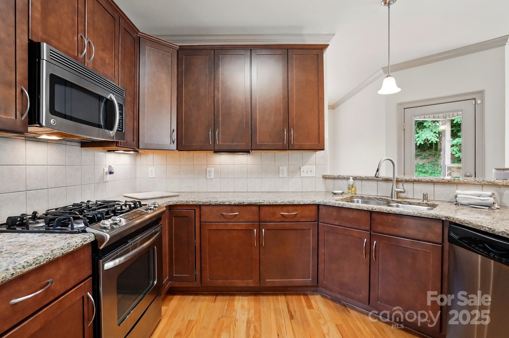 Seven Oaks - Residential