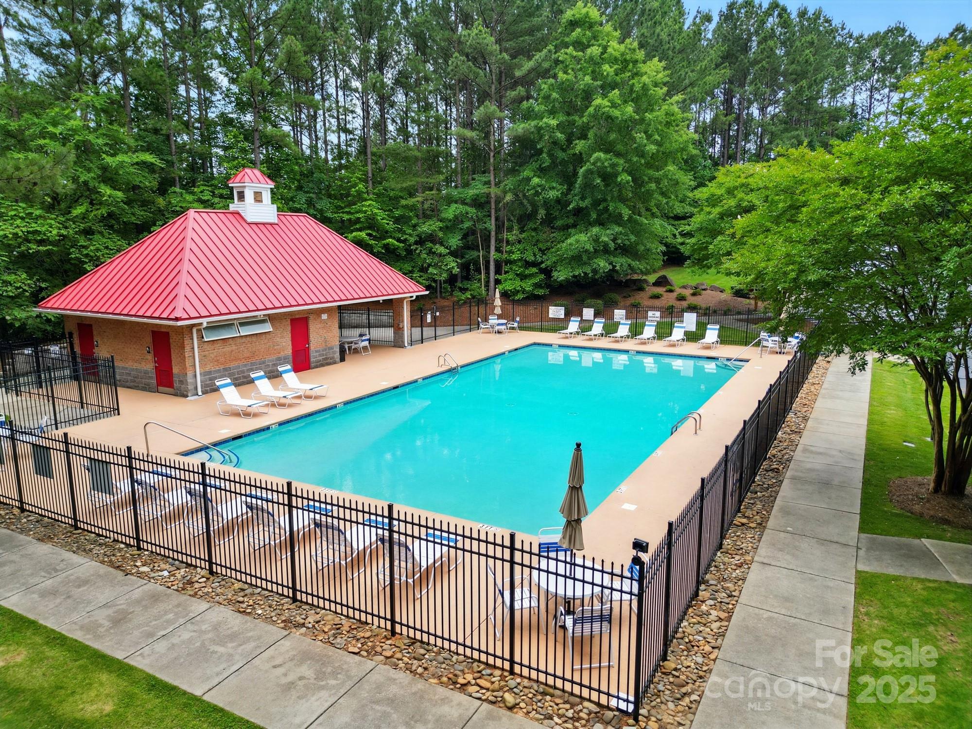 Seven Oaks - Residential