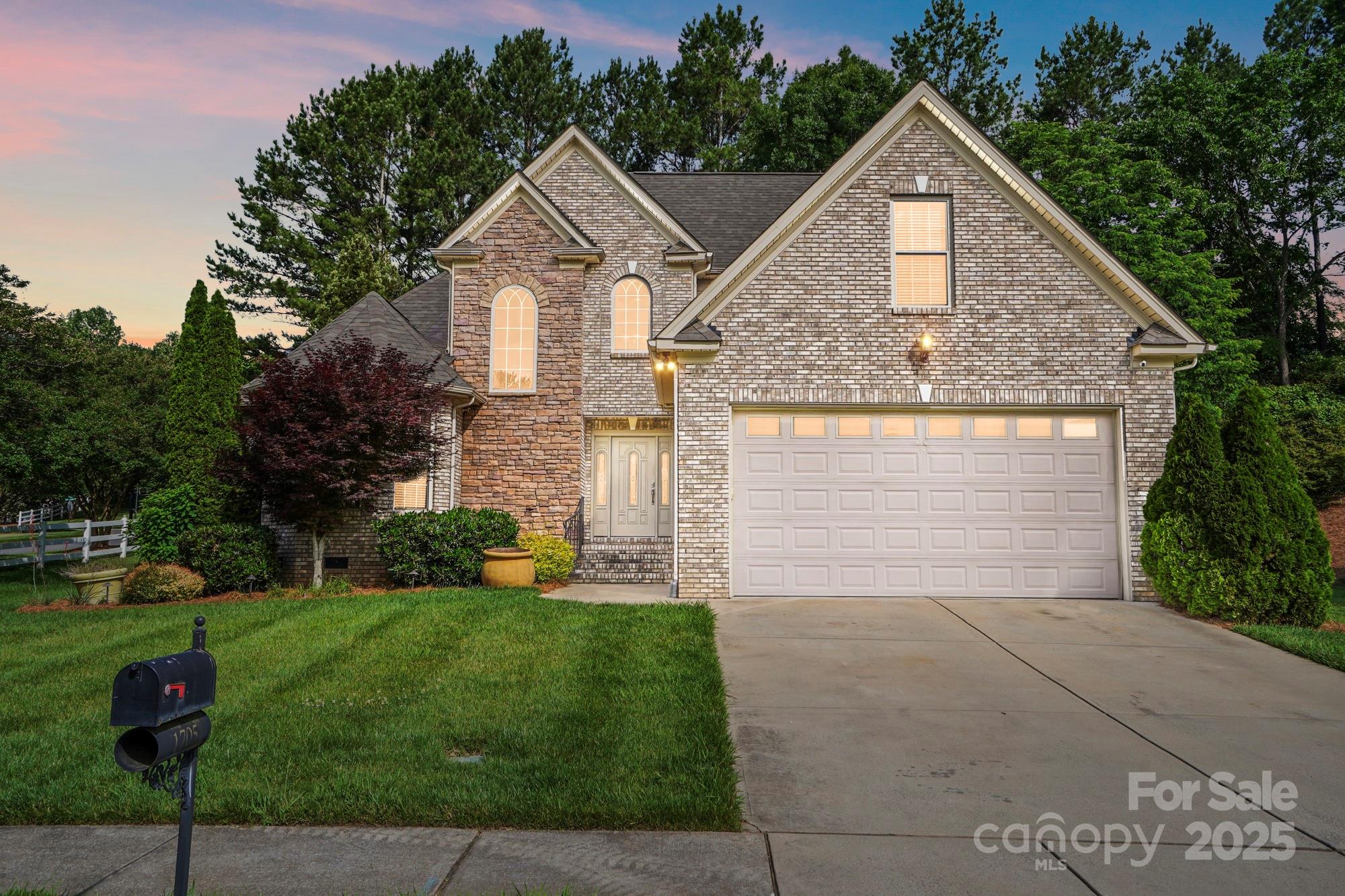 Seven Oaks - Residential