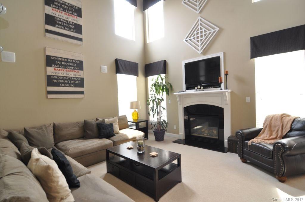 Macaulay - Residential Lease