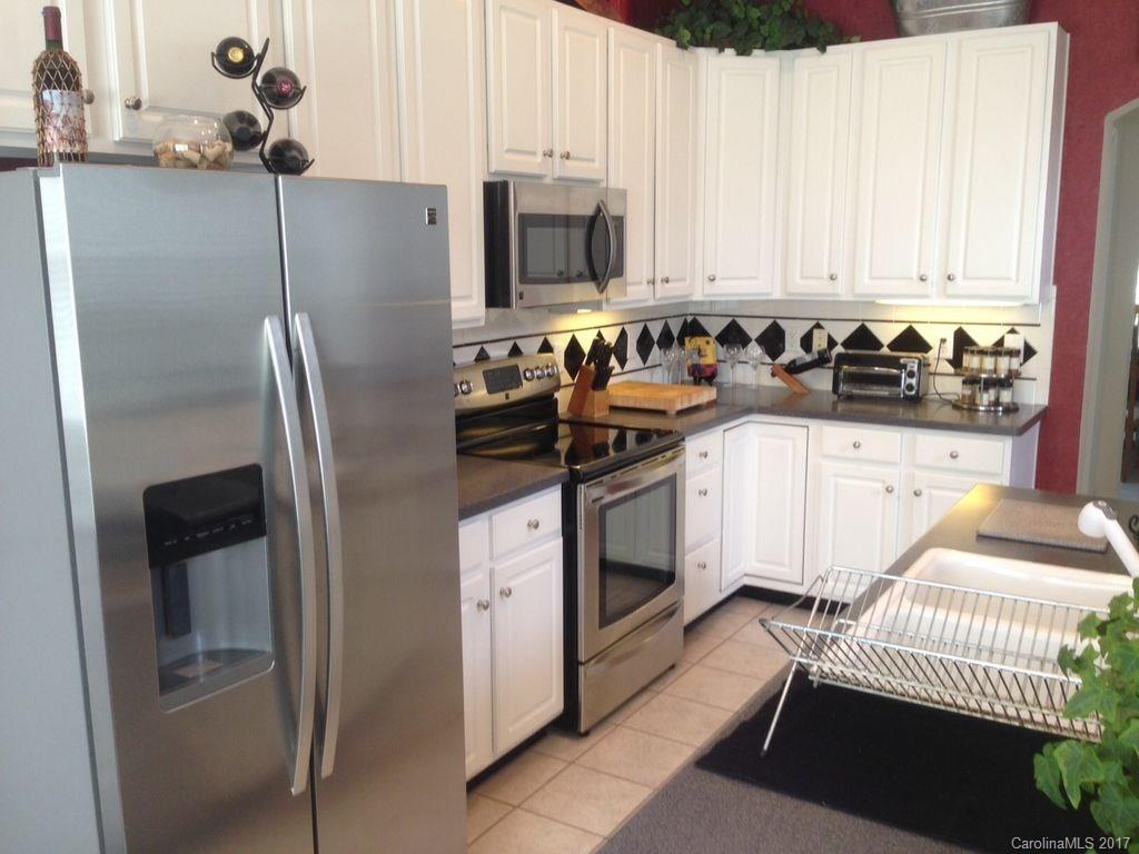 Macaulay - Residential Lease