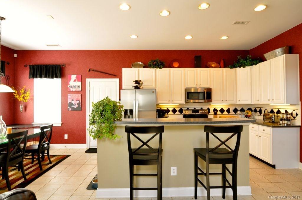 Macaulay - Residential Lease