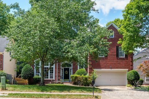 Photo of 6306 Oxwynn Lane, Charlotte, NC 28270 (MLS # 4396008)