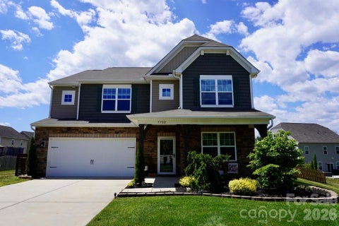 Photo of 7708 Kelburn Lane, Charlotte, NC 28273 (MLS # 4399159)