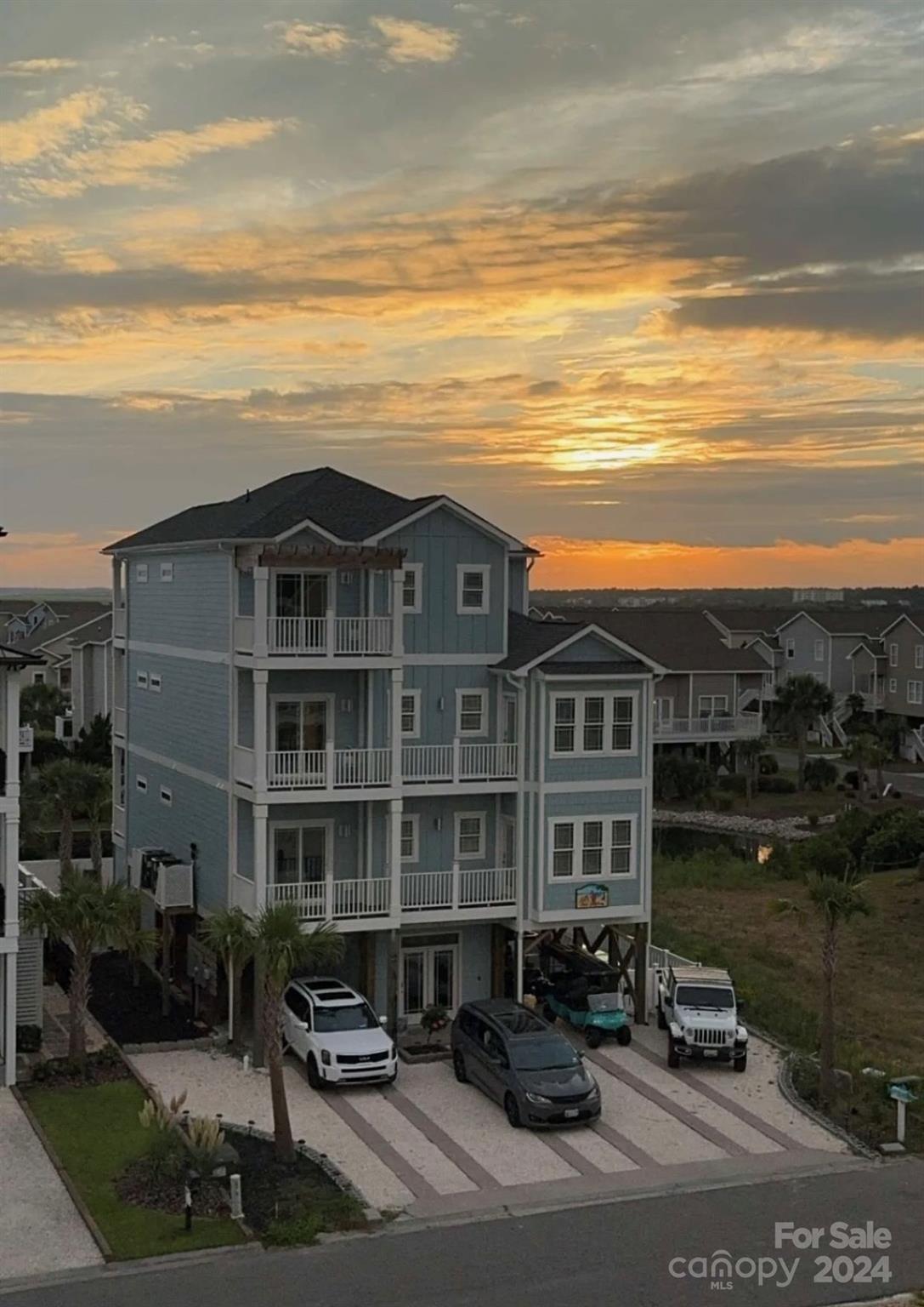 Islander Villas - Residential