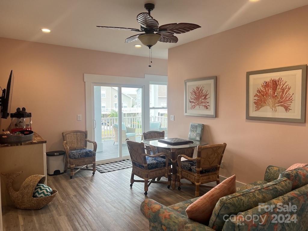 Islander Villas - Residential