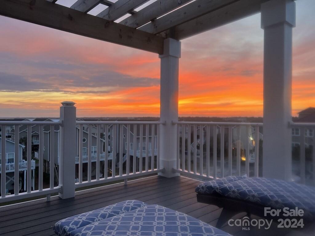 Islander Villas - Residential