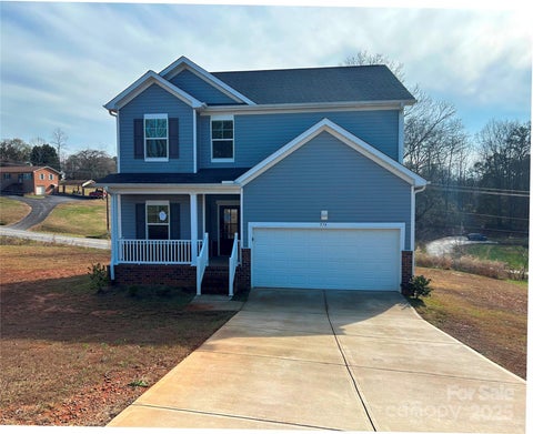 Photo of 574 30th Avenue Circle NE, Hickory, NC 28601 (MLS # 4327986)